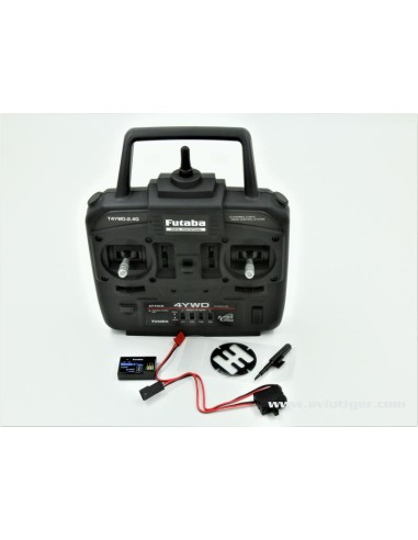 Radio futaba RADIO 4YWD R214FGE 2.4GHZ - LCDP - Radiocommande.fr