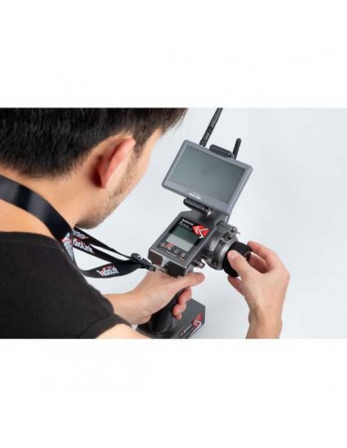 Radio 6 canaux RC6GS V2 avec récepteur gyro intégré R7FG - LCDP - Radiocommande.fr