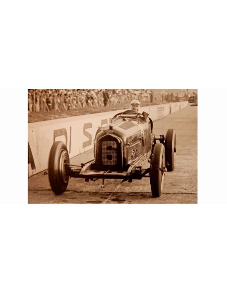 Voiture de collection CMC Alfa-Romeo P3 Caracciola, vainqueur GP Monza 1932, 6 Édition limitée 1 000 pièces.