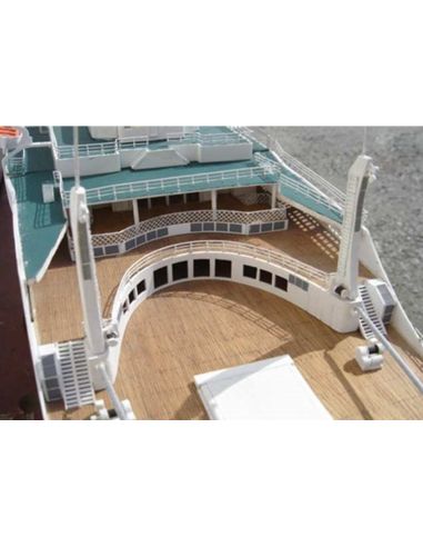 Bateau rc, modélisme PAQUEBOT FRANCE 1 er Kit