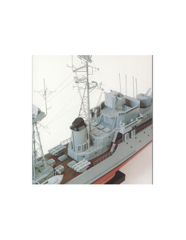 Bateau de la marine Française Surcouf - Escorteur d’escadre D621