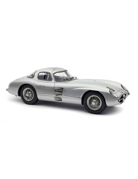 Voiture de collection CMC Mercedes-Benz 300 SLR Coupé, 1955, intérieur bleu