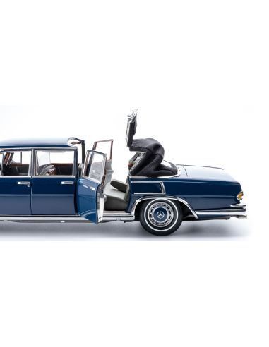 Voiture de collection CMC Mercedes-Benz 600 Pullman (W100) Landaulet avec softtop fonctionnel