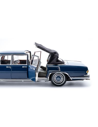 Voiture de collection CMC Mercedes-Benz 600 Pullman (W100) Landaulet avec softtop fonctionnel