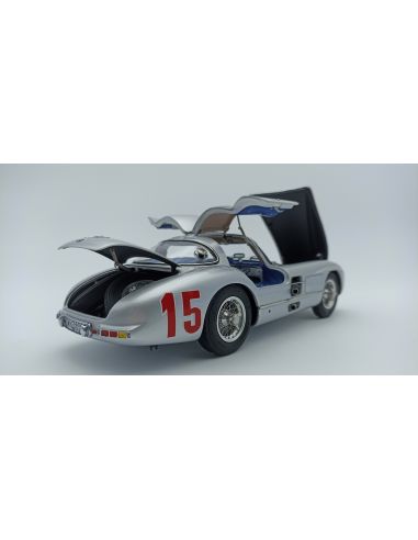 Voiture de collection CMC Mercedes-Benz 300 SLR Coupé, Grand Prix de Suède 1955, 15 Edition limitée à 1 000 pièces