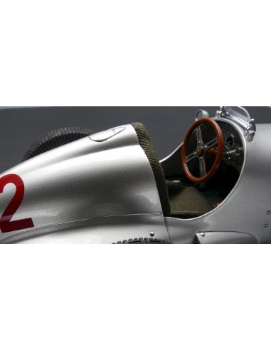 Voiture de collection CMC Mercedes-Benz W 125, GP de Donington 1937, 3 de Brauchitsch Édition limitée 1000 pièces.