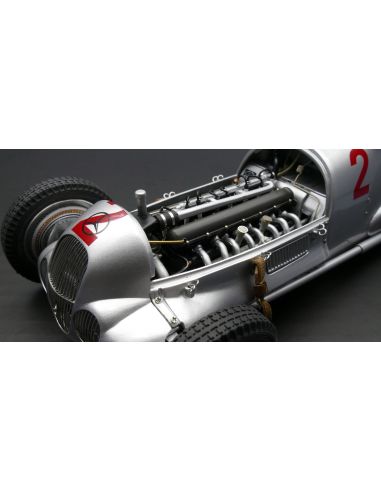 Voiture de collection CMC Mercedes-Benz W 125, GP de Donington 1937, 3 de Brauchitsch Édition limitée 1000 pièces.