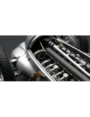 Voiture de collection CMC Mercedes-Benz W 125, GP de Donington 1937, 3 de Brauchitsch Édition limitée 1000 pièces.