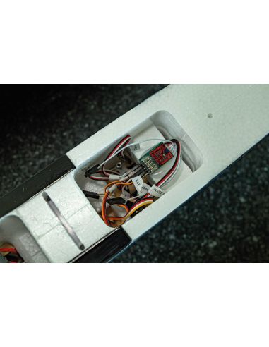 Avion rc Robbe Modellsport Air Trainer 140 V2 EPO PNP avec flight Contrôleur (stabilisation de la position de vol sur 3 axes, gy