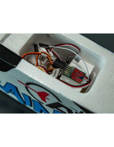 Avion rc Robbe Modellsport Air Trainer 140 V2 EPO PNP avec flight Contrôleur (stabilisation de la position de vol sur 3 axes, gy