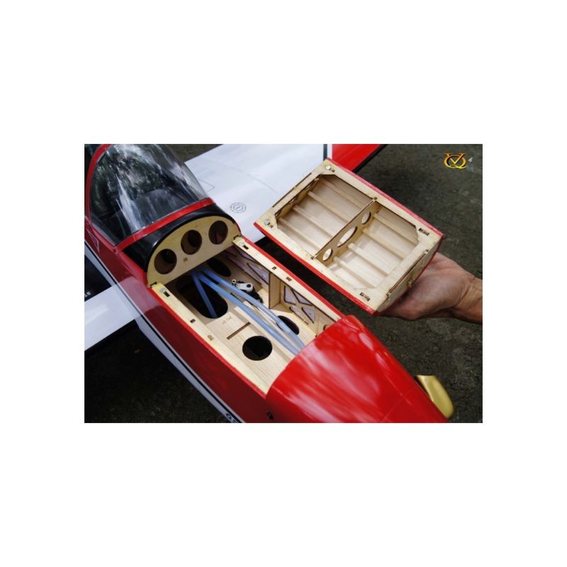 Avion VQ model PC - 7 . 46 env. 1.50m