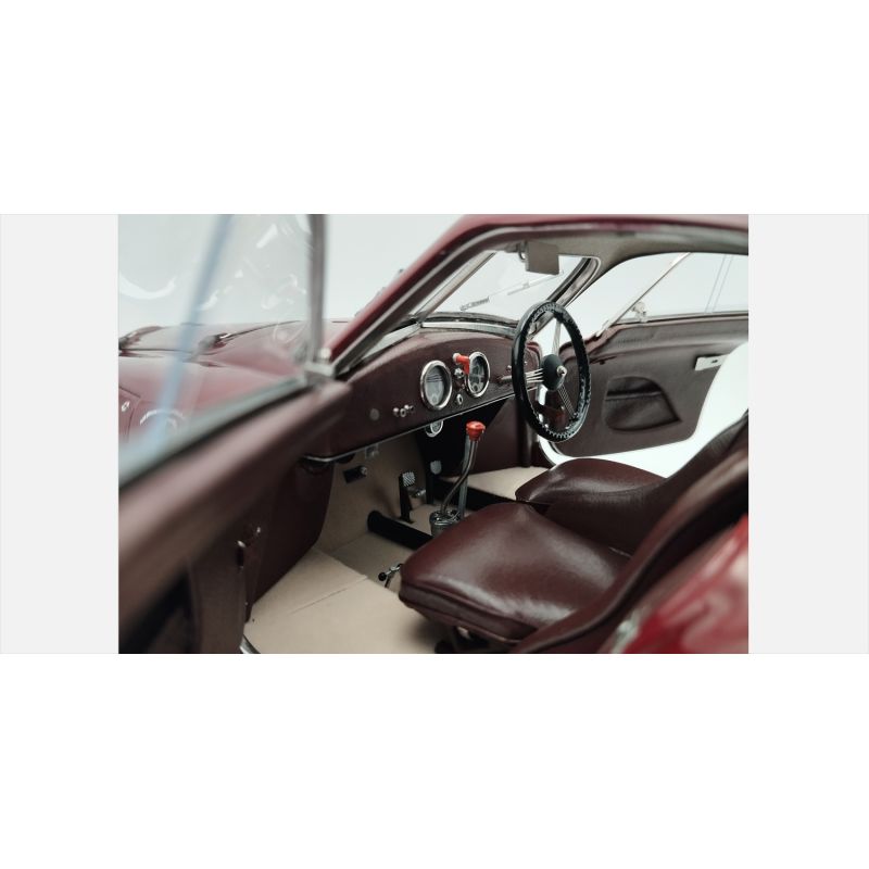 CMC Alfa-Romeo 8C 2900 B Speciale Touring Coupe