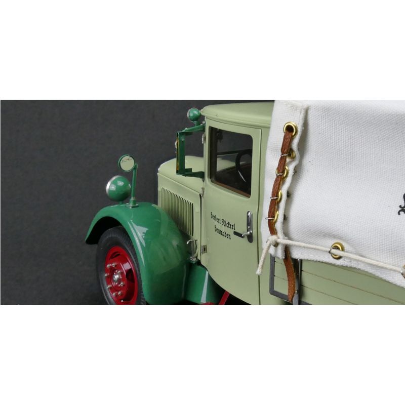 CMC Mercedes-Benz Lo 2750 Truck with tarpaulin, 1933-1936
