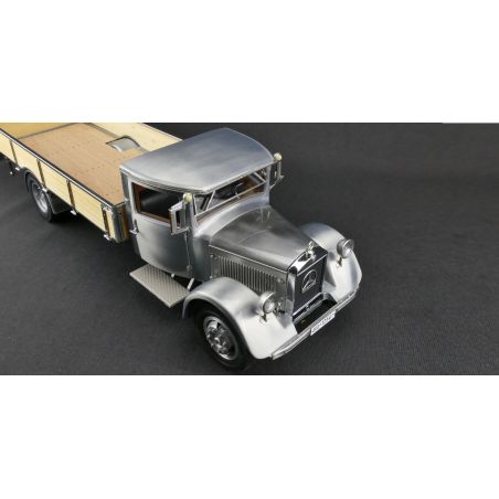CMC Mercedes-Benz LO 2750 Truck Clear-Finish Version, 1933-1936