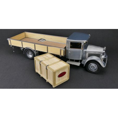 CMC Mercedes-Benz LO 2750 Truck Clear-Finish Version, 1933-1936