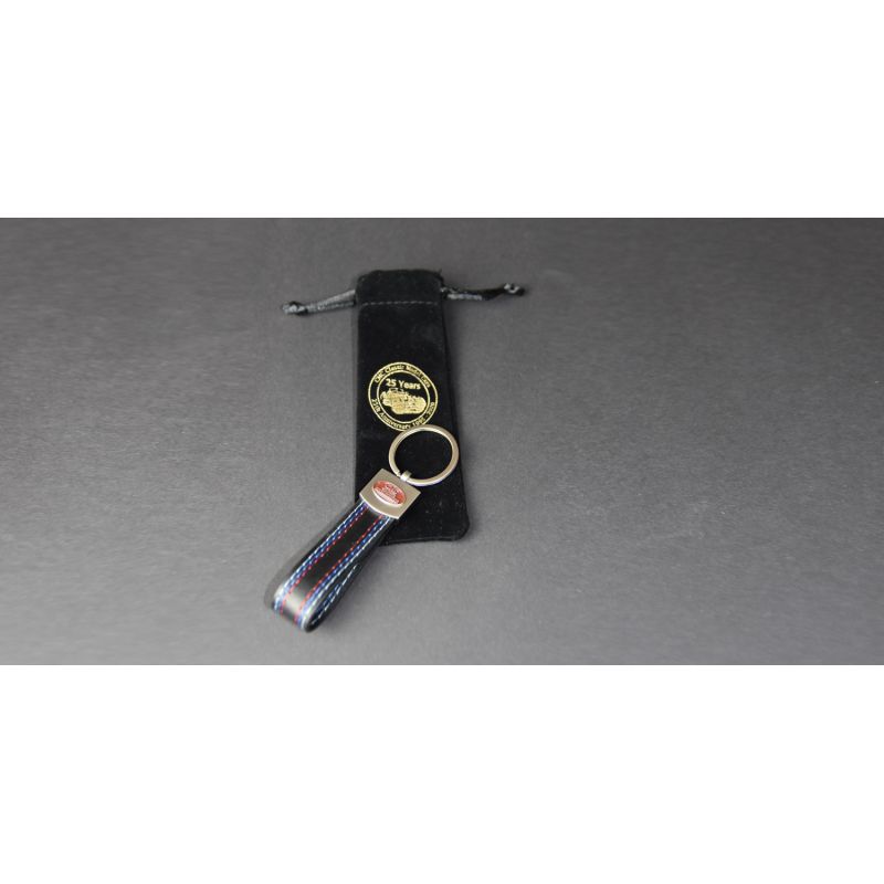 Key fob in style-leather with decorative stitching