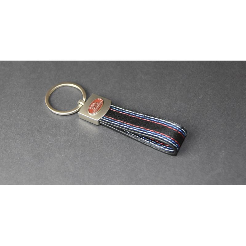 Key fob in style-leather with decorative stitching