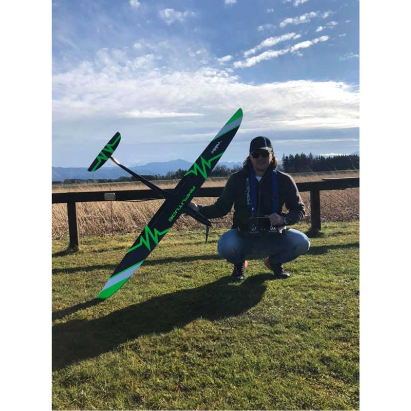 Robbe Modellsport AMPLITUDE PNP FULL GRP/CFRP HOTLINER AVEC SERVOS ET VARIATEUR INTÉGRÉS