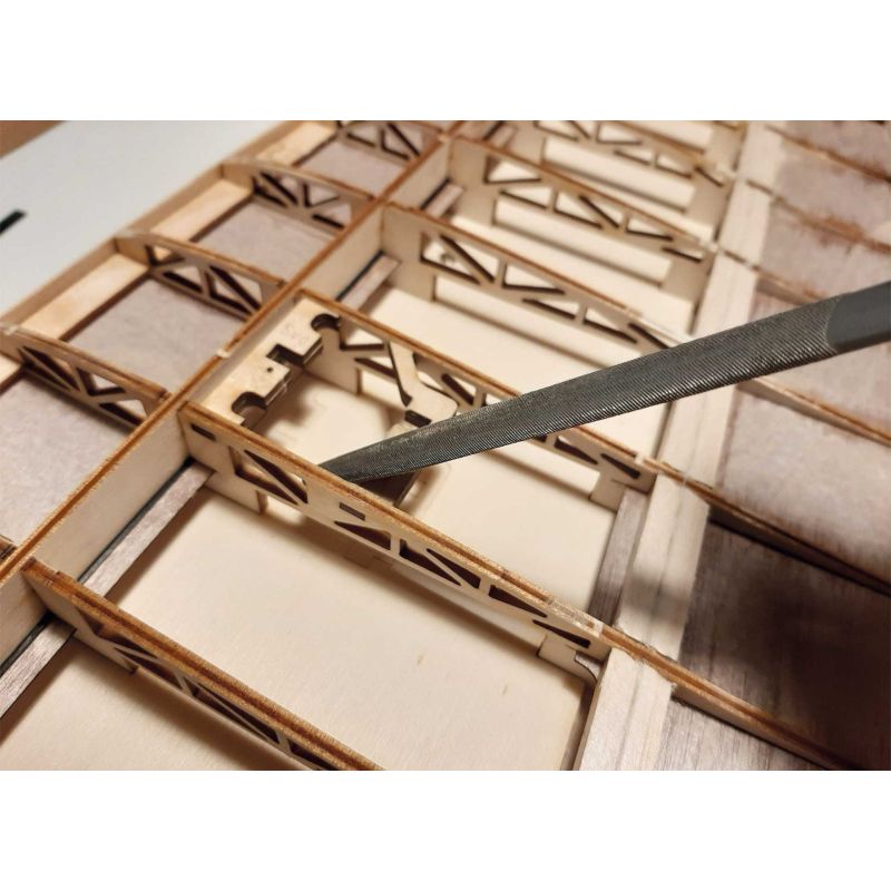 Robbe Modellsport VAYU kit en bois pour modèle d’aile volante en contreplaqué innovant