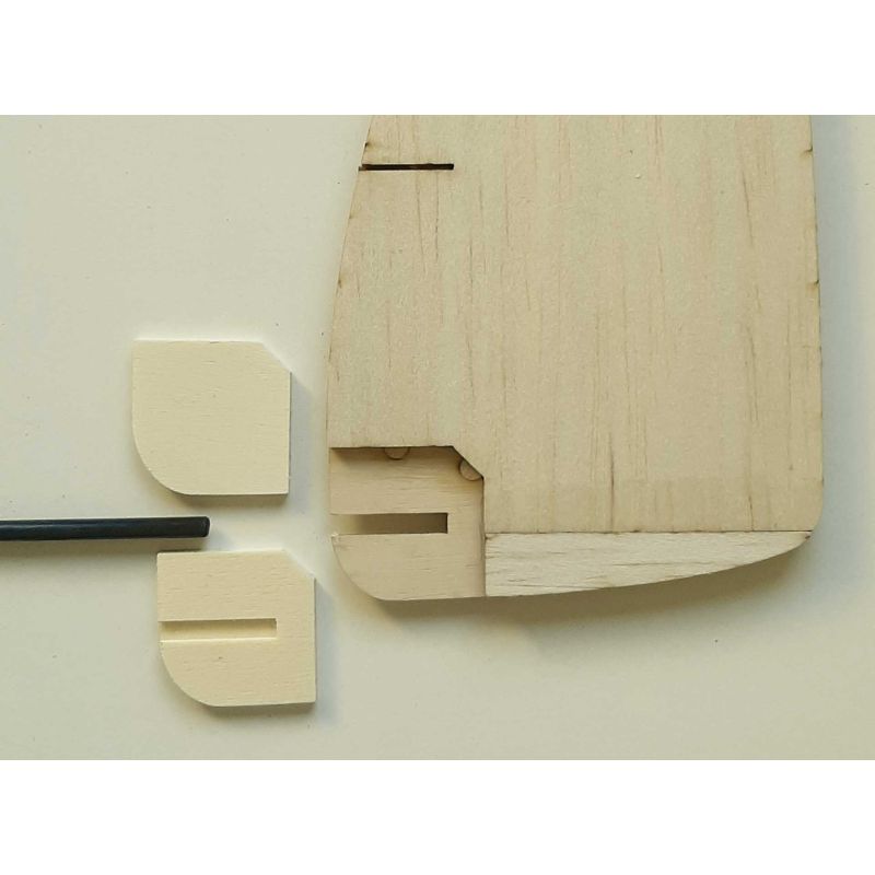 Robbe Modellsport VAYU kit en bois pour modèle d’aile volante en contreplaqué innovant