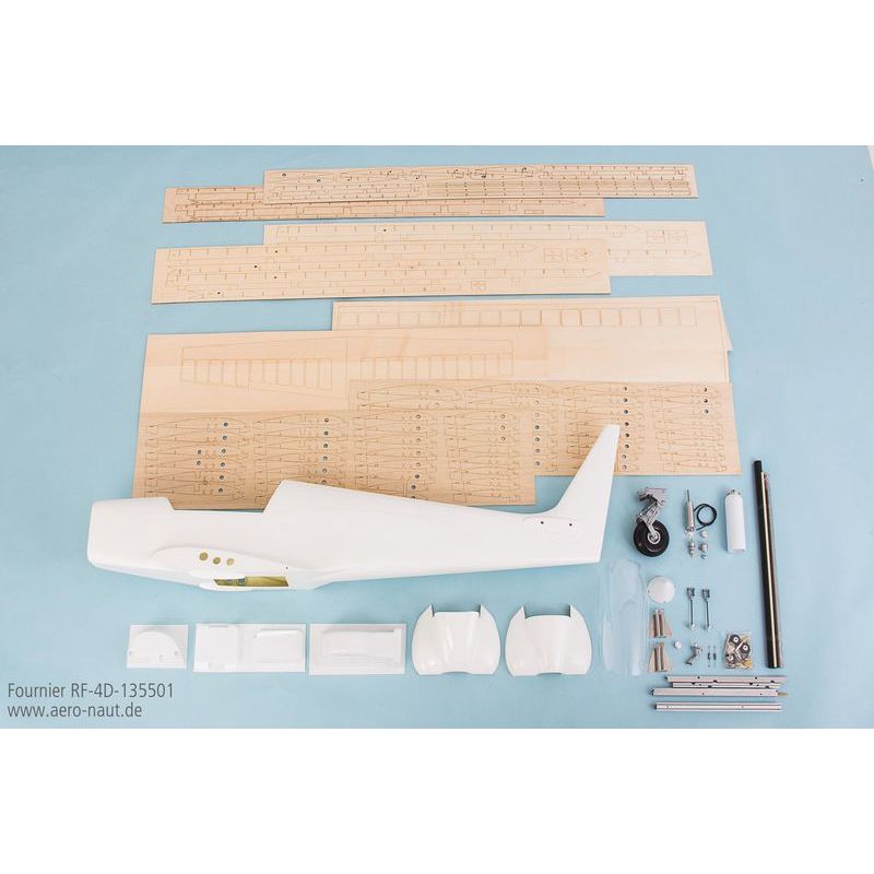 Fournier RF-4D avec. Nervure fl.