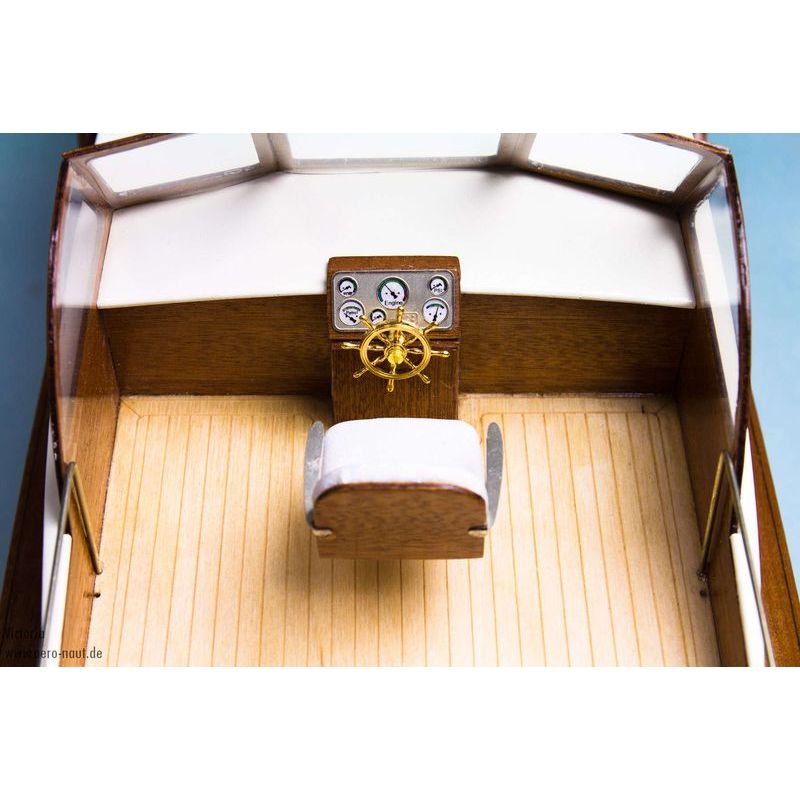 Victoria Luxury Yacht