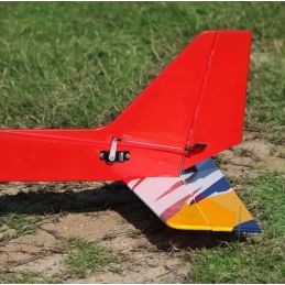 Avion OMPHOBBY Challenger Rouge env 1,25m PNP 2