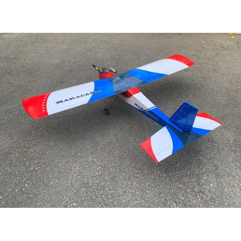 Maracana TRAINER ARF env. 1,52m