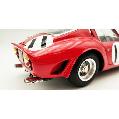 Voiture de collection CMC Ferrari 250 GTO,1000km de Paris 1962, J.Surtees/M.Parkes, 11