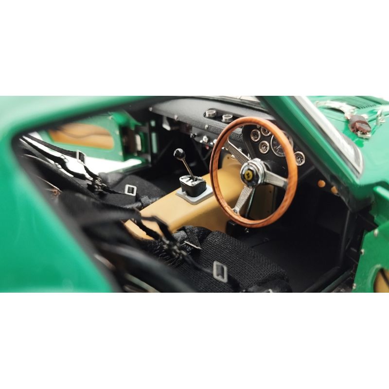 Voiture de collection CMC Ferrari 250 GTO,Tour de France 1962,Piper/Margulies, 153 Édition limitée 2200 pièces.