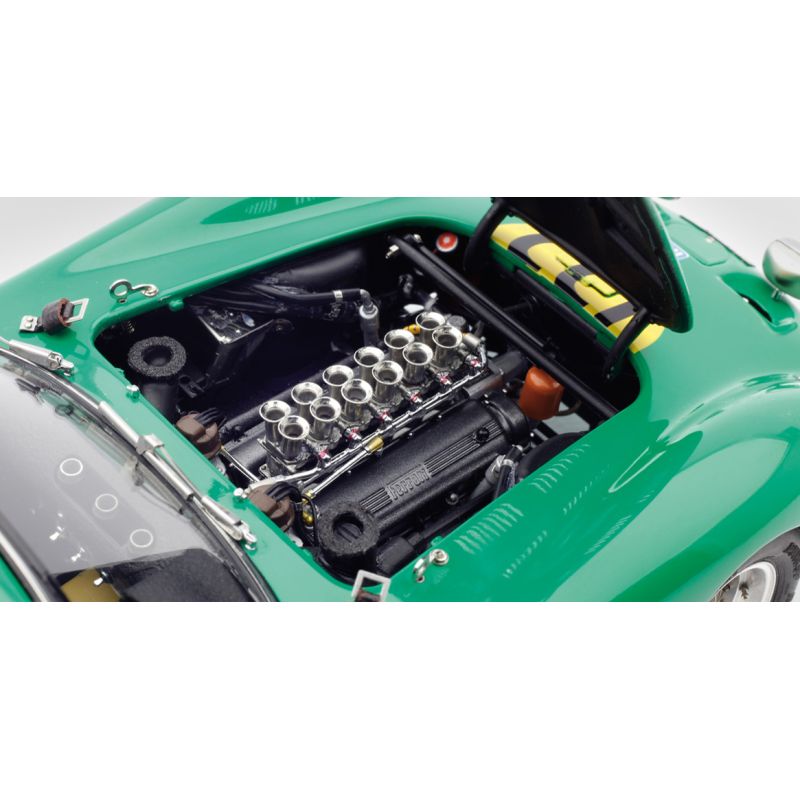 Voiture de collection CMC Ferrari 250 GTO,Tour de France 1962,Piper/Margulies, 153 Édition limitée 2200 pièces.