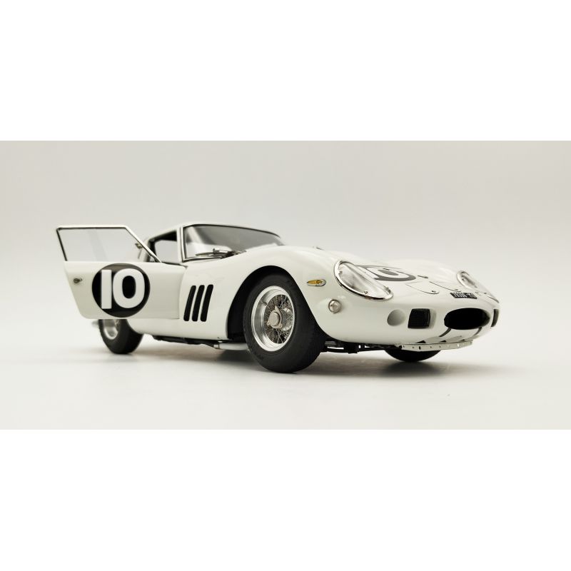 Voiture de collection CMC Ferrari 250 GTO, Tourist Trophy 1962, Graham Hill, 10