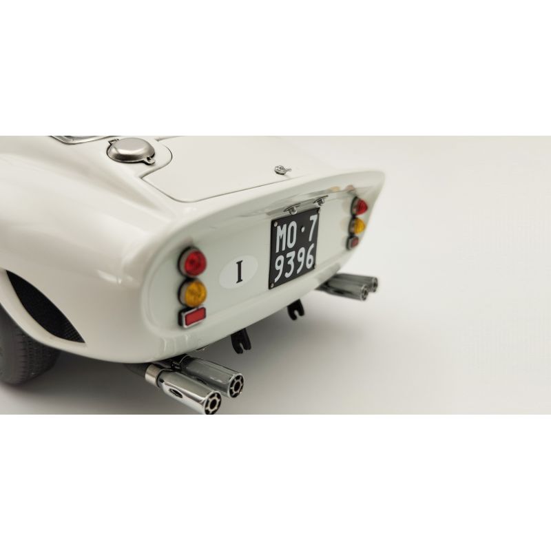 Voiture de collection CMC Ferrari 250 GTO, Tourist Trophy 1962, Graham Hill, 10