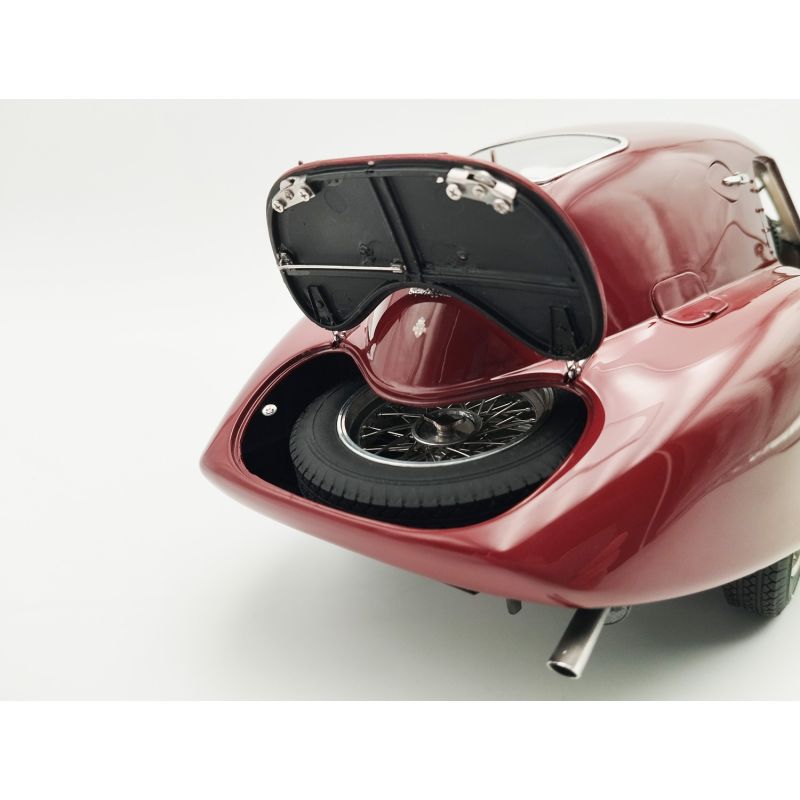 CMC Alfa-Romeo 8C 2900 B Speciale Touring Coupe | Ventedemodelisme.fr