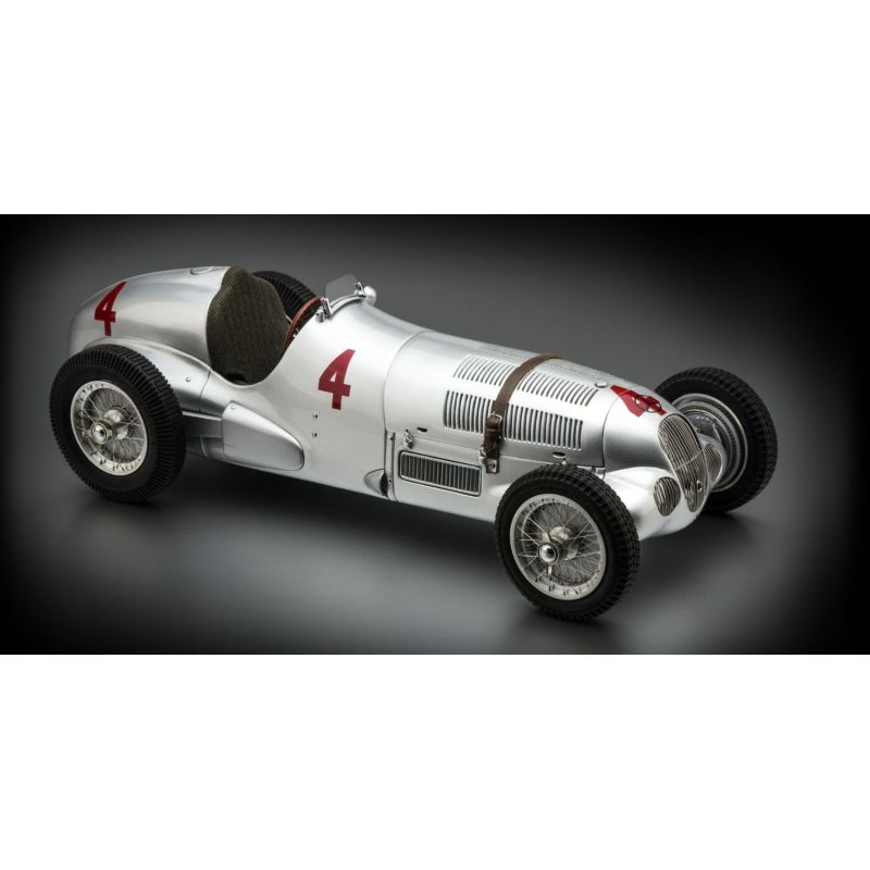 BUNDLE CMC Bundle Mercedes-Benz Silver Arrow W125, vitrine comprise