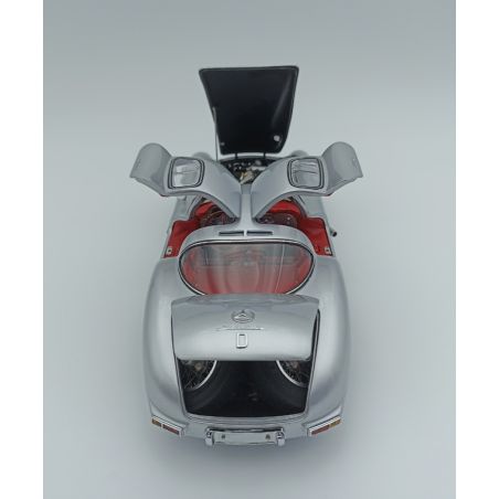 Voiture de collection CMC Mercedes-Benz 300 SLR Coupé, 1955, intérieur rouge