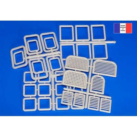 Assortiment de 56 fenêtres en plastique