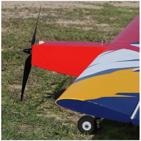 Avion OMPHOBBY Challenger Rouge env 1,25m PNP