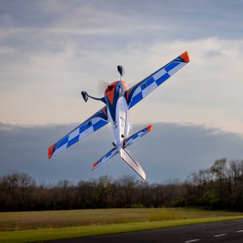 Avion E-flite 330 SC 3D BNF Basic avec AS3X et Safe env.1.30m