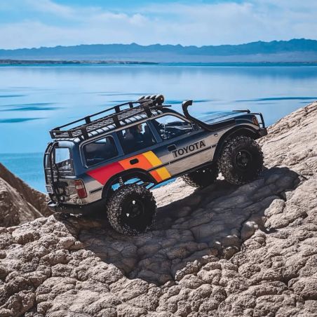 Voiture 1/10 Toyota Land cruiser 80 FCX10 scaler ARTR kit (RS version) - Grey | Ventedemodelisme.fr