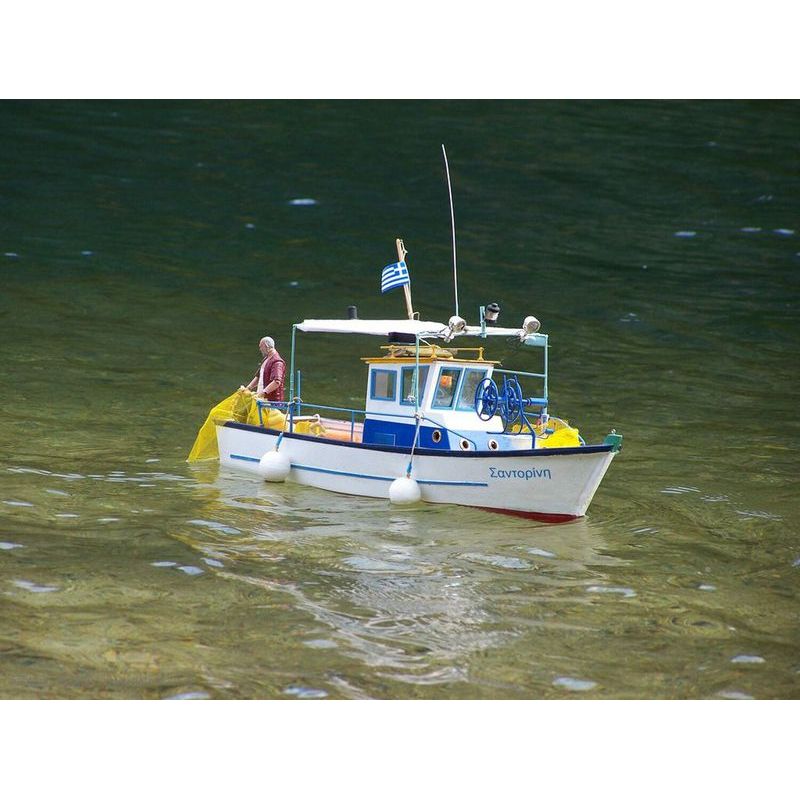 Bateau de pêche Santorin