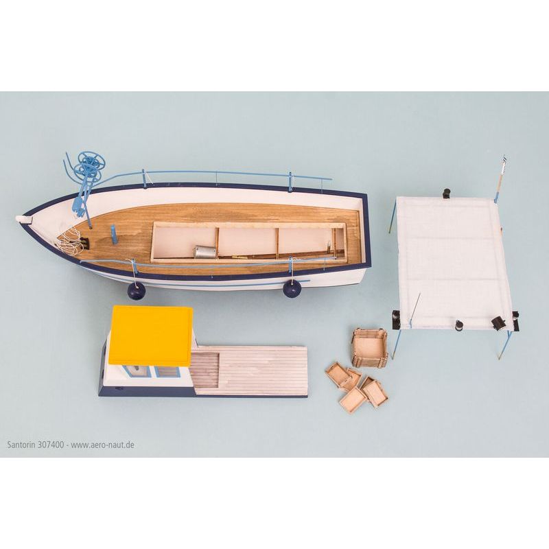 Bateau de pêche Santorin