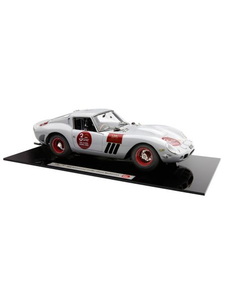 CMC 30th Anniversary Ferrari 250 GTO Limited Edition 1500 pcs.