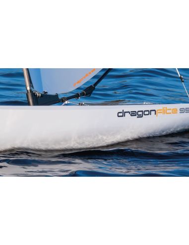 Voilier de course DragonFlite 95 950 mm ARTR