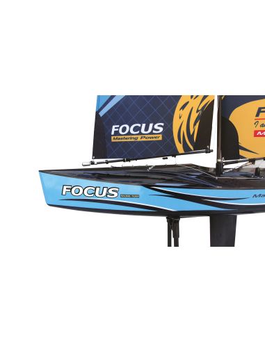 Voilier de course Focus III 100 cm RTR bleu