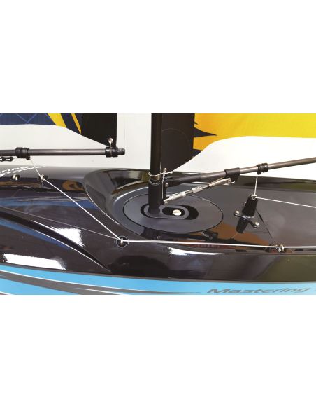 Voilier de course Focus III 100 cm RTR bleu