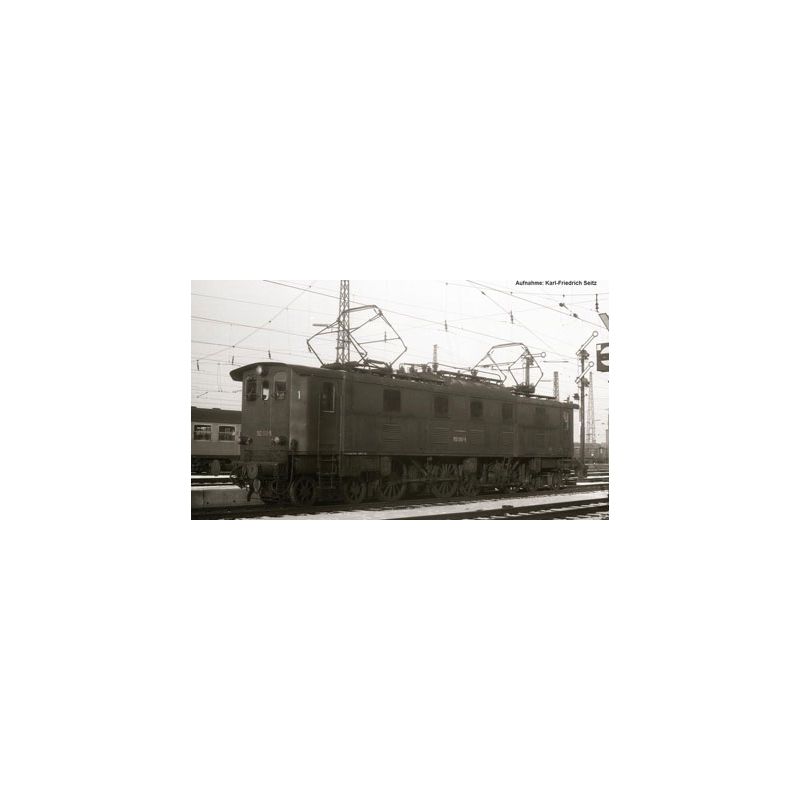 LOCOMOTIVE ELECTRIQUE BR152 DB HO