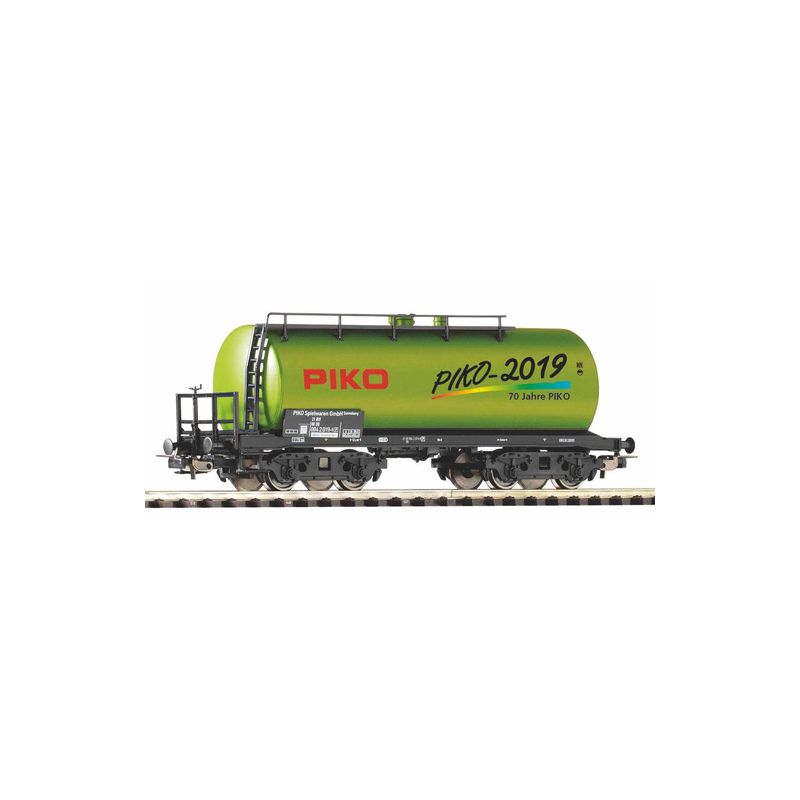 Wagon Piko voiture de l'annee 2019 HO