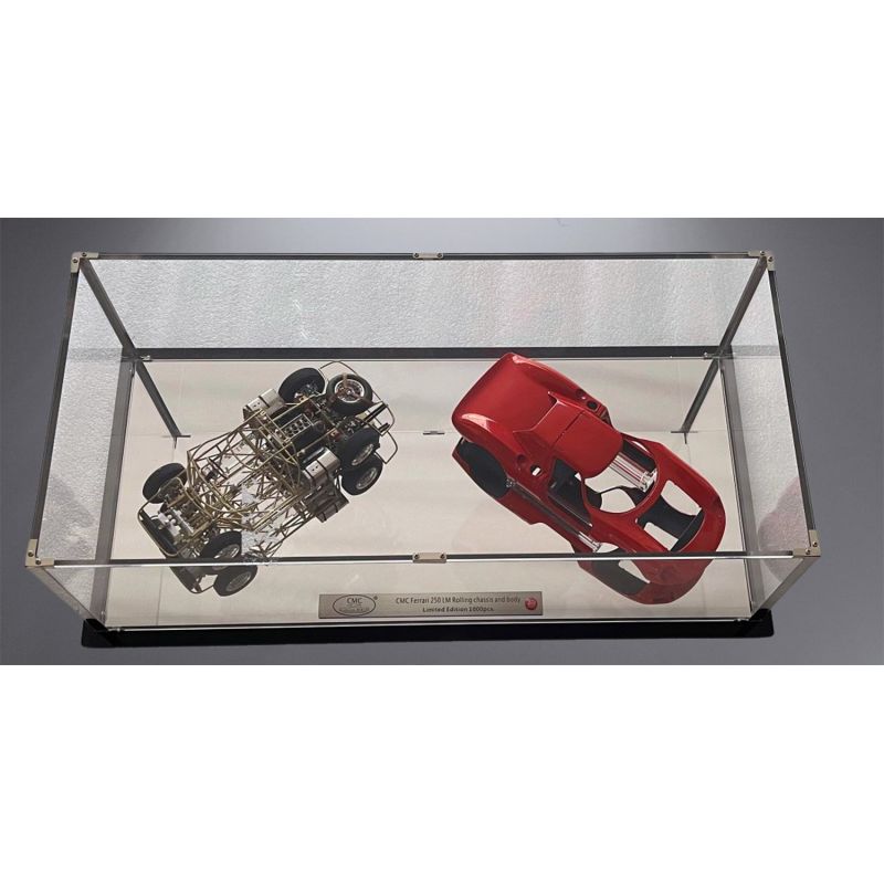 Maquette CMC Ferrari 250 LM, CHÂSSIS ROULANT ET CARROSSERIE EN VITRINE Édition limitée à 1000 exemplaires.