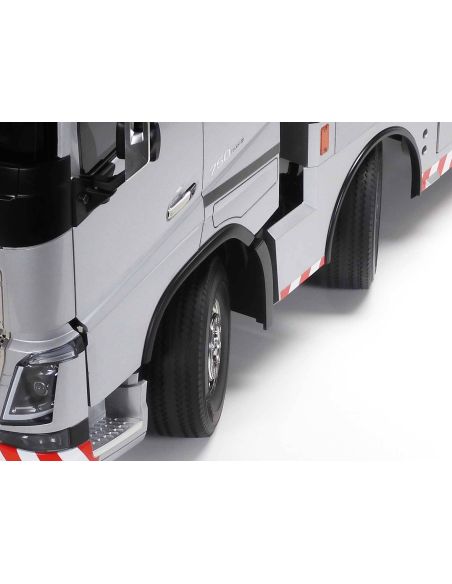 Camion radiocommandé Volvo FH16 Globetrotter 750 8x4 1/14
